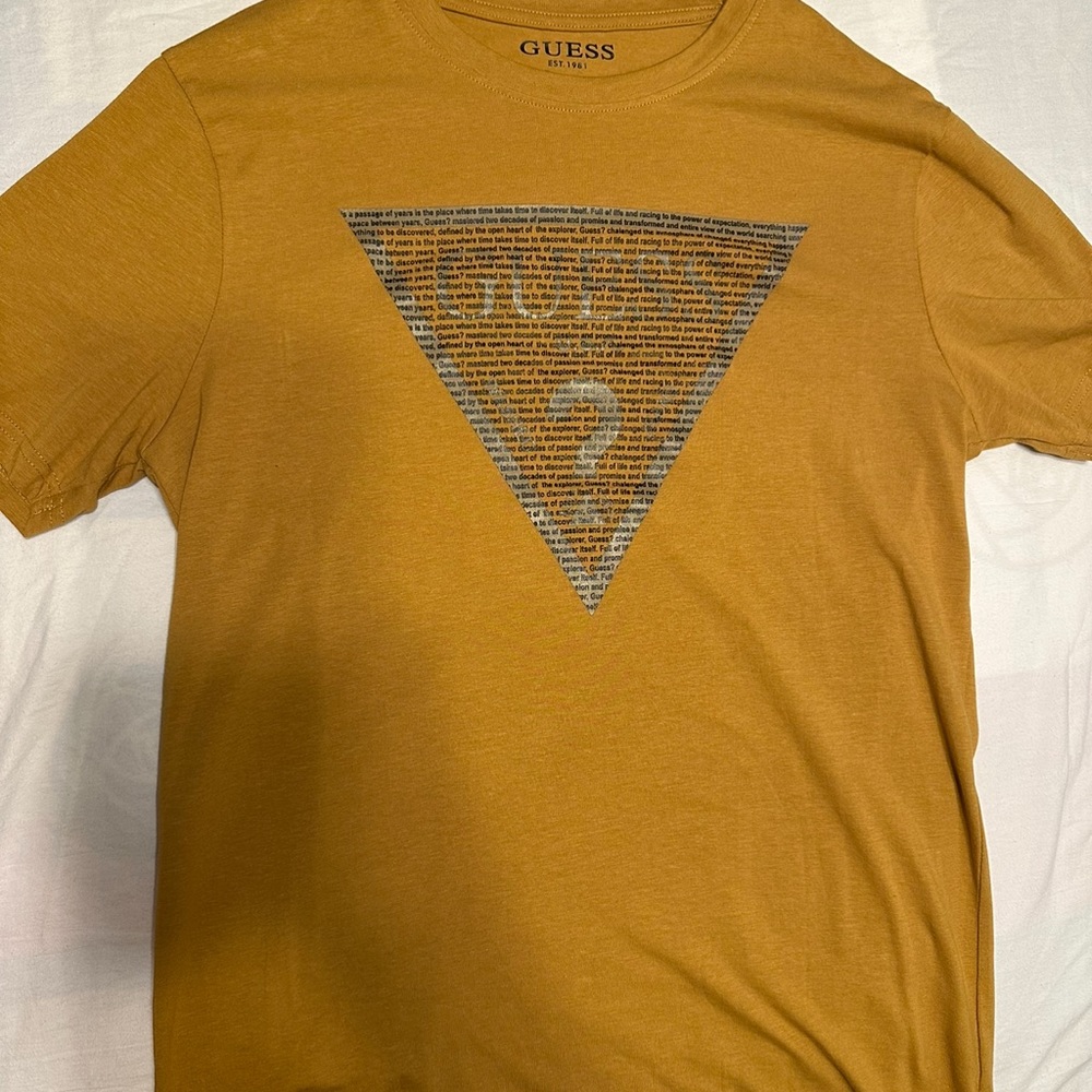 T Shirt For Men Guess Medium Size